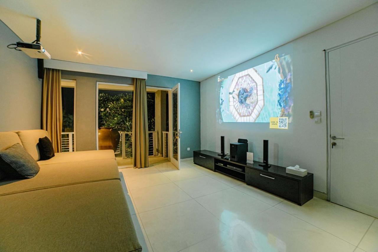 Cassamia Bali - Spacious Luxury 5 Bedroom Villa Jimbaran
