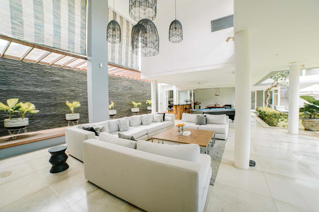 Villa Cassamia Bali - Spacious Luxury 5 Bedroom Villa Jimbaran